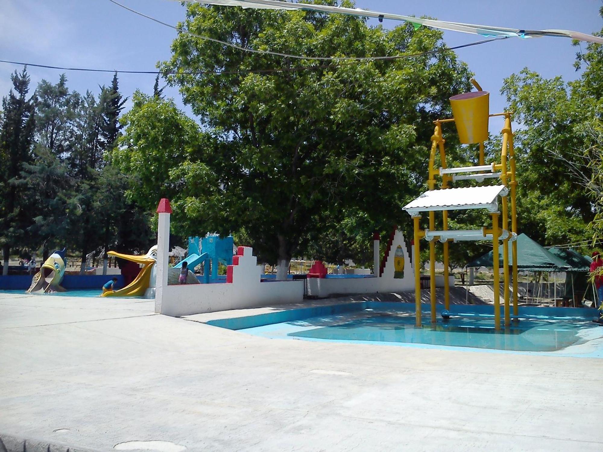 La Ilusión Hotel Campestre y Balneario Parras de la Fuente Exterior foto