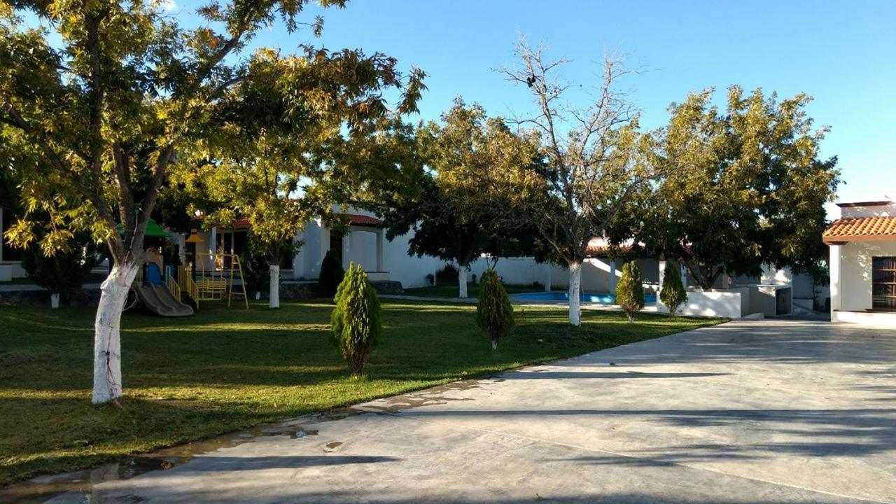 La Ilusión Hotel Campestre y Balneario Parras de la Fuente Exterior foto