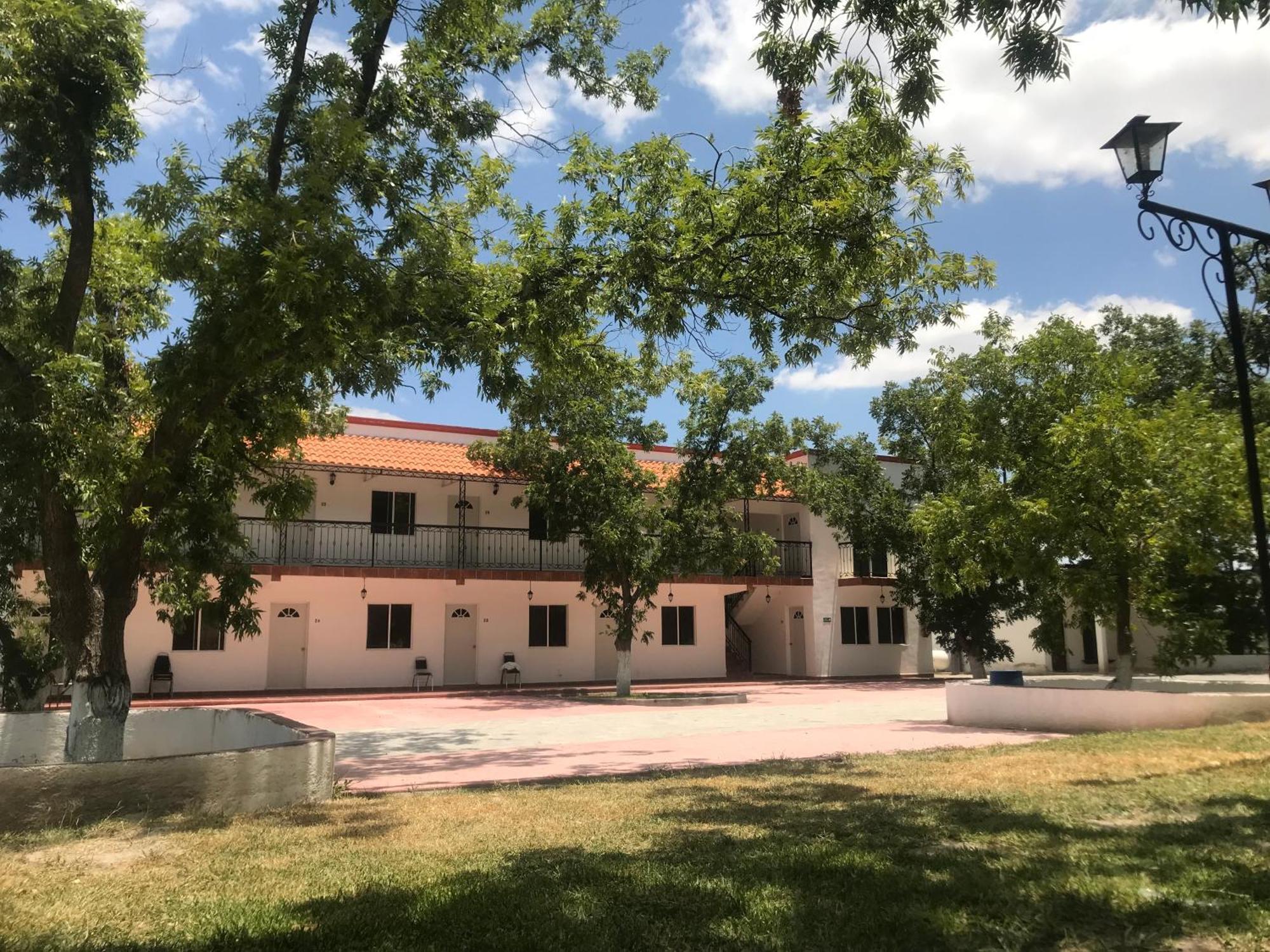 La Ilusión Hotel Campestre y Balneario Parras de la Fuente Exterior foto