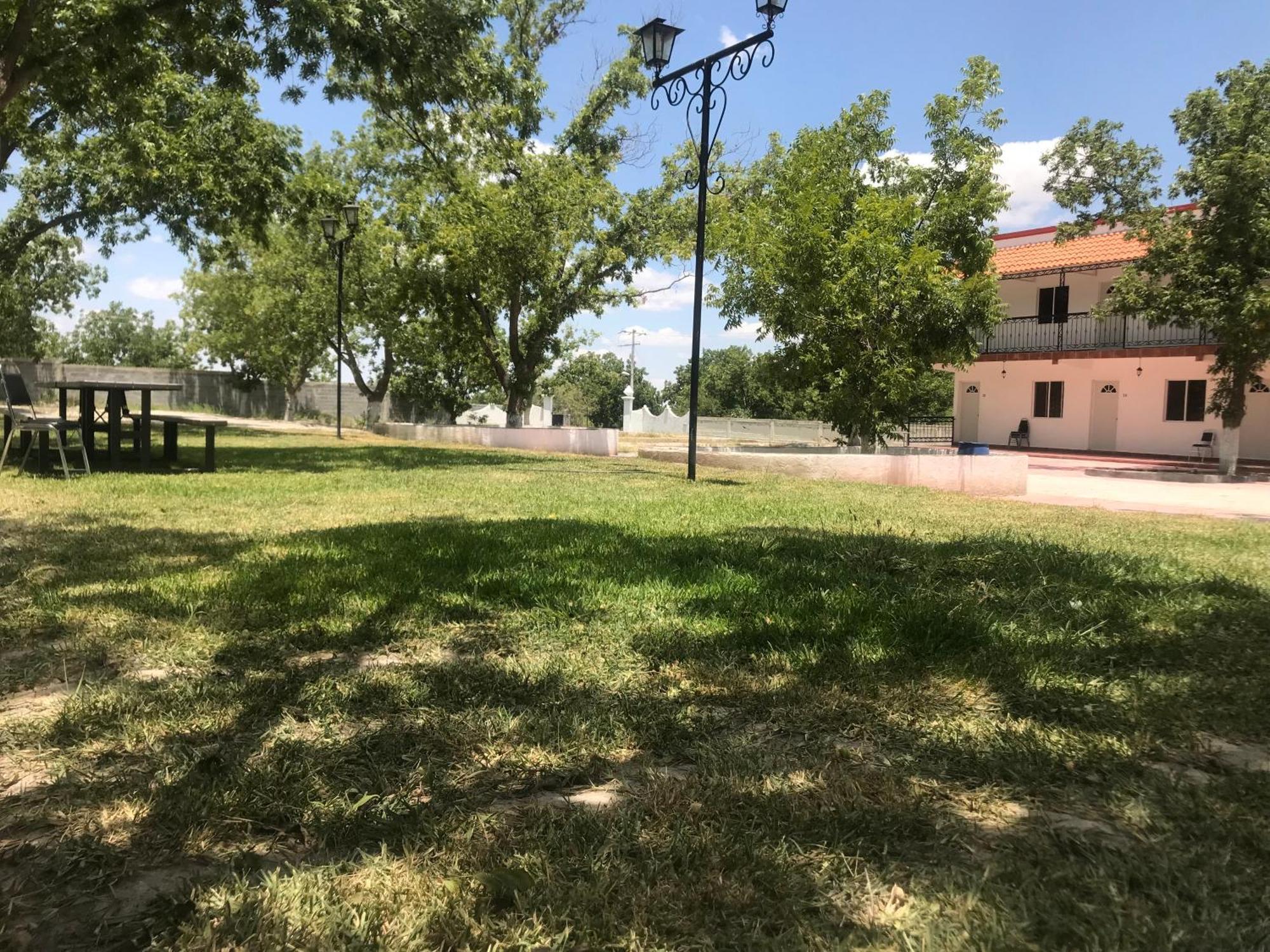 La Ilusión Hotel Campestre y Balneario Parras de la Fuente Exterior foto