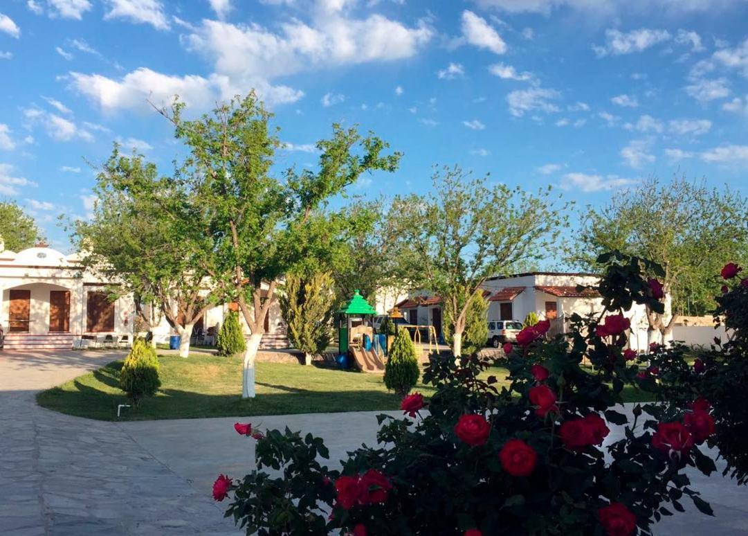 La Ilusión Hotel Campestre y Balneario Parras de la Fuente Exterior foto